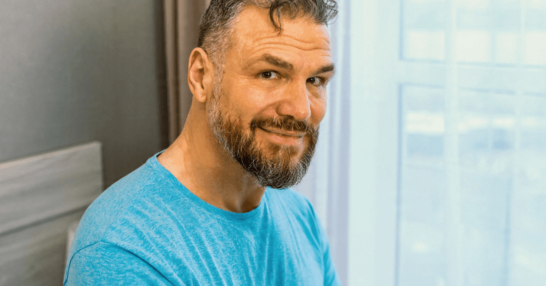 Comment garder votre moustache ou barbe et dormir en paix : Le guide des masques CPAP narinaires pour hommes barbus